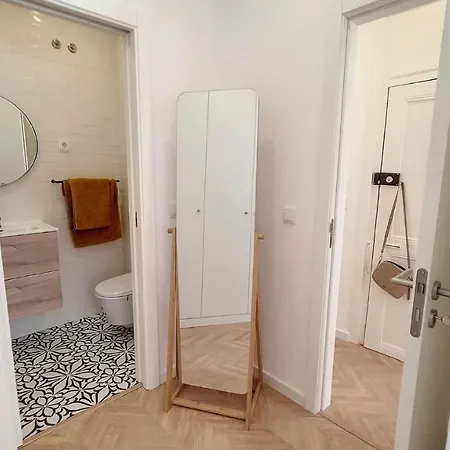 Spacious Terrace Flat Near Graca And Alfama アパート *