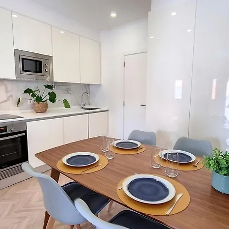 Διαμέρισμα Spacious Terrace Flat Near Graca And Alfama Lisboa