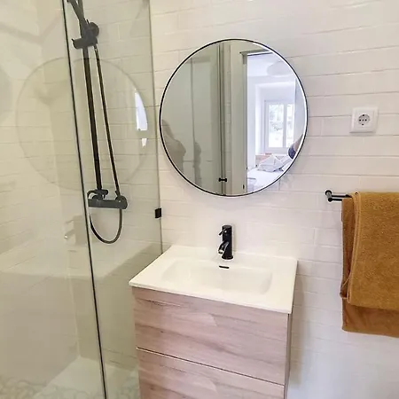 Spacious Terrace Flat Near Graca And Alfama Διαμέρισμα Lisboa